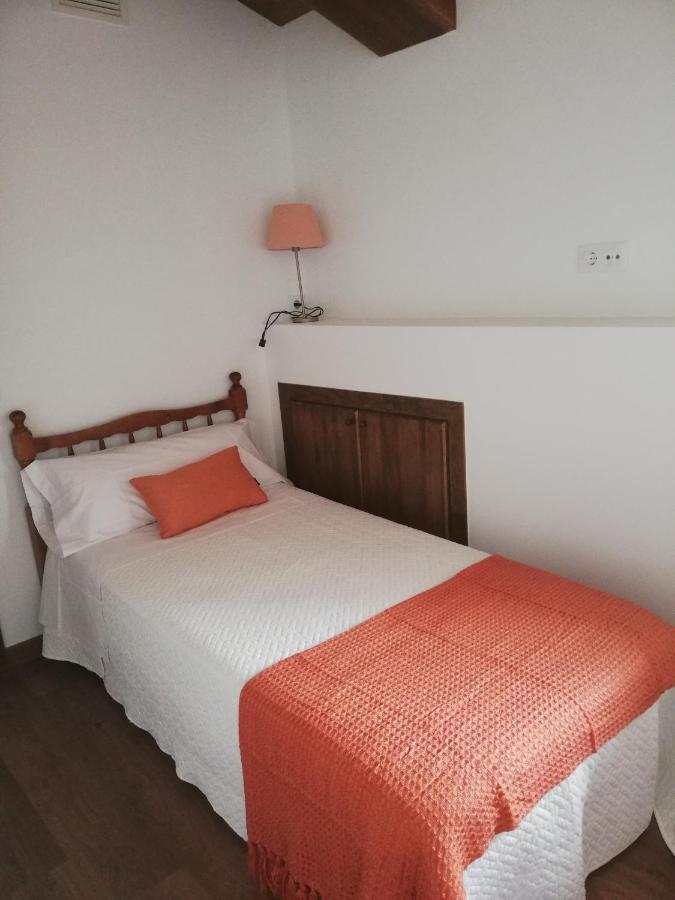Navamorcuende Casa Rural El Enebro 4 Estrellas מראה חיצוני תמונה